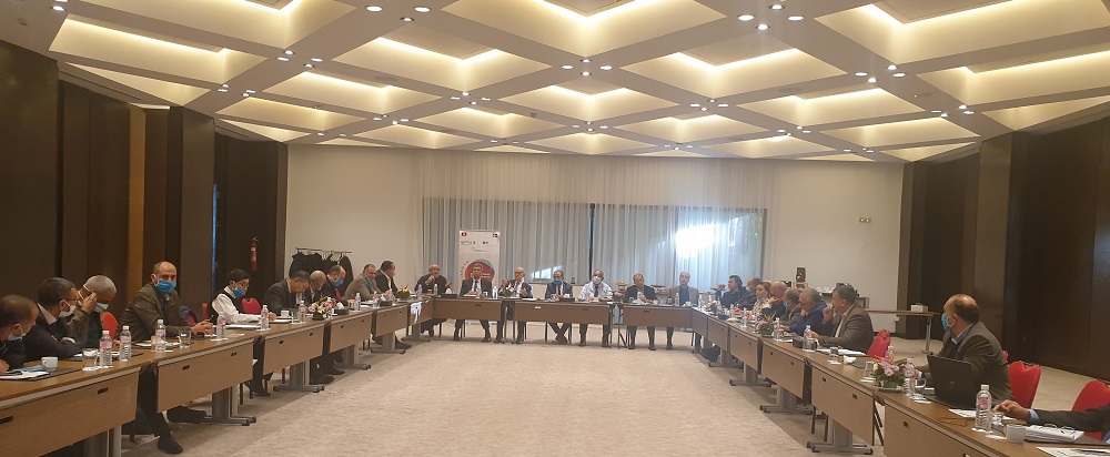 ملتقى  مجلس رؤساء الاتحادات الجهوية يناقش مشاكل التنمية في الجهات والصعوبات التي تواجهها المؤسسات